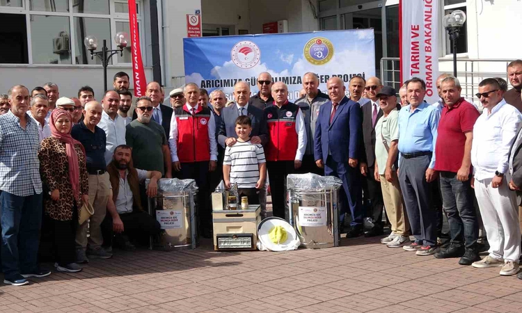 Son Gelişme: Ordu’da 92 arıcıya yüzde 70 hibeli bal süzme makinesi desteği | İşte Tüm Ayrıntılar