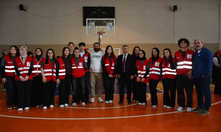 Son Gelişme: Ordu Ünye'de Mustafa Rakım Anadolu Lisesi kampanyasında 235 ünite kan toplandı | İşte Tüm Ayrıntı
