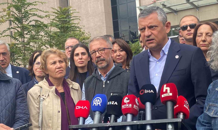 Son Gelişme: Özgür Özel, 103 kişinin öldüğü 10 Ekim Gar davası için Sıhhiye Adliyesi'ne geldi: Gelişmeler Taki