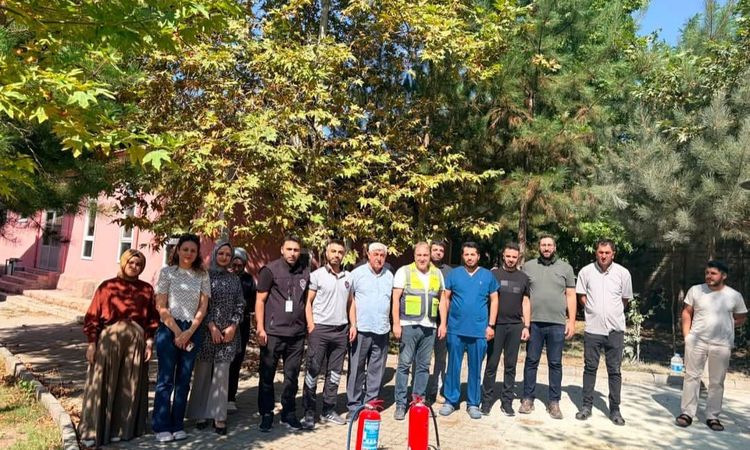 Son Gelişme: Palu Devlet Hastanesi'nde Yangın Güvenliği Eğitimi: Gelişmeler Takip Ediliyor