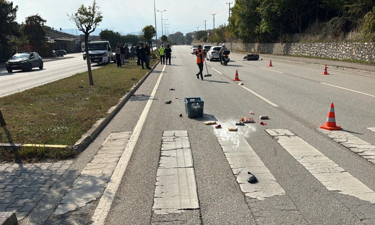 Son Gelişme: Safranbolu'da elektrikli bisiklet sürücüsü yaya geçidinde otomobil çarpmasıyla öldü - Son Dakika