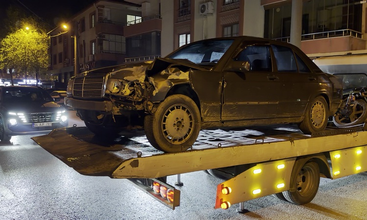 Son Gelişme: Sakarya Karasu'da 5 kilometrelik takip sonrası sürücüye 350 bin lira ceza kesildi - Son Dakika Bi