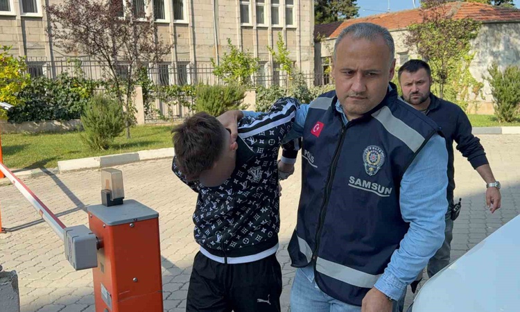 Son Gelişme: Samsun'da kız meselesi yüzünden 2 kişi bıçaklandı, saldırgan adliyeye sevk edildi | İşte Tüm Ayrı
