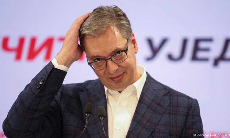 Son Gelişme: Sırbistan seçimini Öğrenciler Listesi kazandı, 12 yıllık Vucic yenilgiyi kabul etti ve Merak Edil