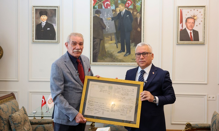 Son Gelişme: Sivaslı esir yüzbaşının belgeleri 110 yıl sonra torununa teslim edildi