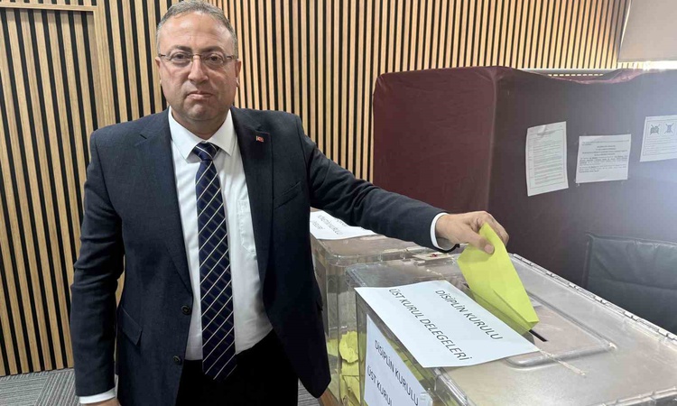 Son Gelişme: Tarsus Ticaret Borsası'nda yeni yönetim Veyis Avcı başkanlığında belirlendi: Gelişmeler Takip Edi