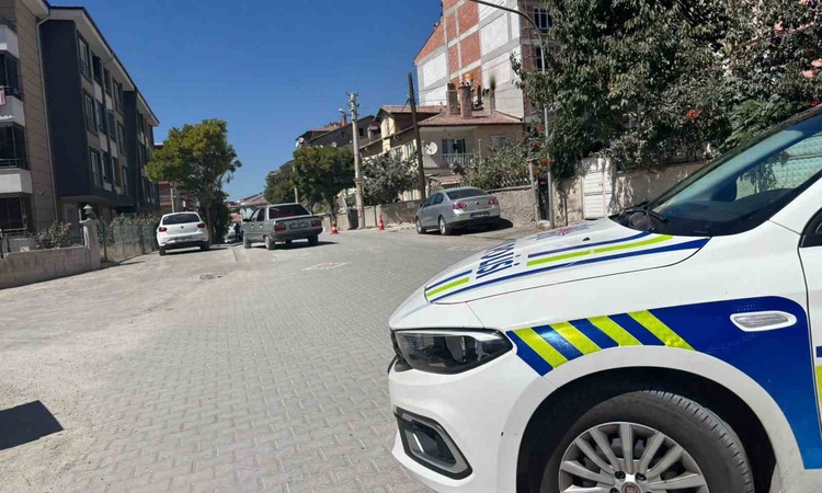 Son Gelişme: Tavşanlı’da otomobil yayaya çarptı: 1 kişi yaralandı ve Merak Edilenler
