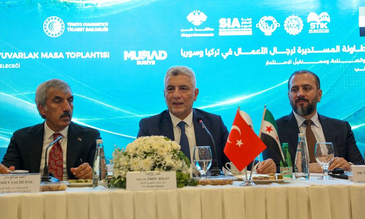 Son Gelişme: Ticaret Bakanı Bolat, Halep’te Türk ve Suriyeli iş insanlarıyla bir araya geldi: