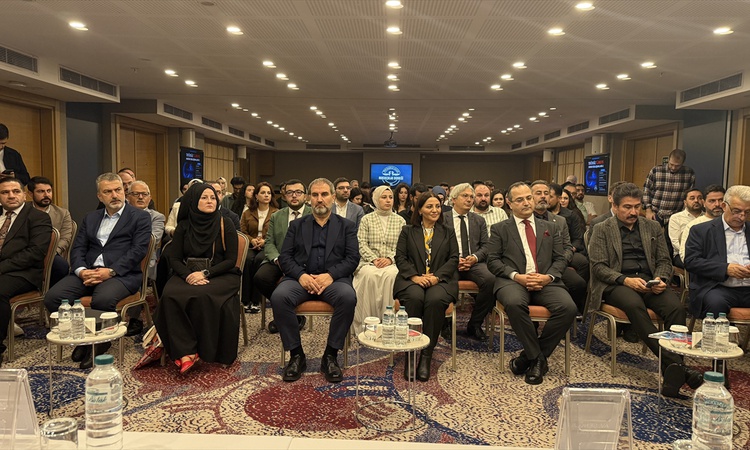 Son Gelişme: Trabzon'da "Terörsüz Türkiye ve Hukuk Buluşmaları" paneli düzenlendi: Gelişmeler Takip Ediliyor