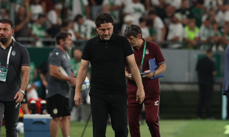 Son Gelişme: Trabzonspor'da Fatih Tekke istifa kararından döndü: Görevine devam ediyor | İşte Tüm Ayrıntılar
