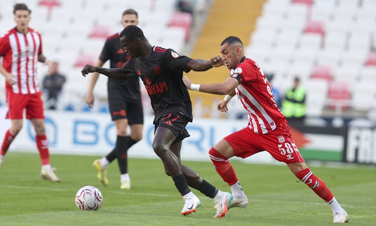 Son Gelişme: Trendyol 1. Lig'in 9. haftasında Ekenler Beton Sivasspor, Pendikspor'u 4-1 yendi | İşte Tüm Ayrın