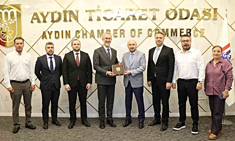 Son Gelişme: Ukrayna Büyükelçisi AYTO'yu ziyaret etti, Aydın'ın ticari potansiyeli görüşüldü: Gelişmeler Takip