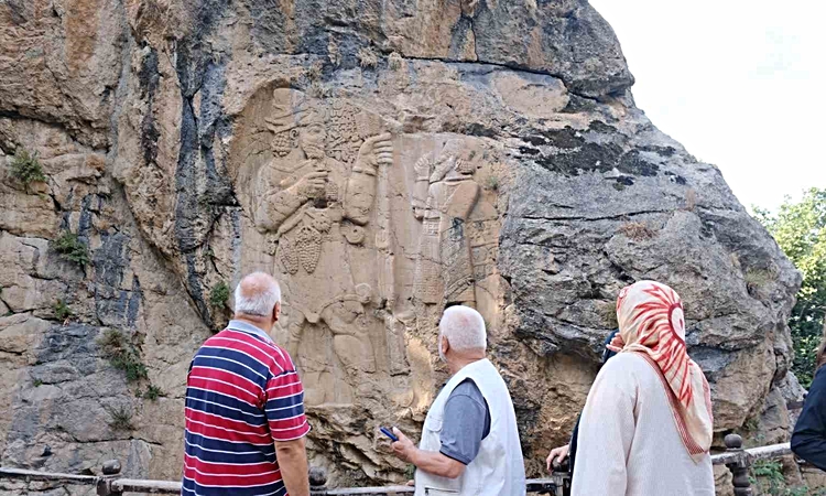 Son Gelişme: UNESCO geçici listesindeki İvriz Kaya Anıtı su kaynağı canlanınca ziyaretçi çekiyor ve Merak Edil