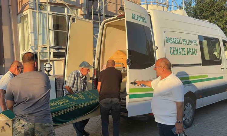 Son Gelişme: Yalnız Yaşayan 72 Yaşındaki Adam Evinde Ölü Bulundu ve Merak Edilenler