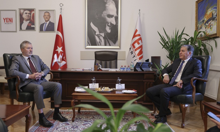 Son Gelişme: YENİ Parti Grup Başkanvekili Emir, Norveç Büyükelçisi Gaarder'ı TBMM'de ağırladı - Son Dakika Bil