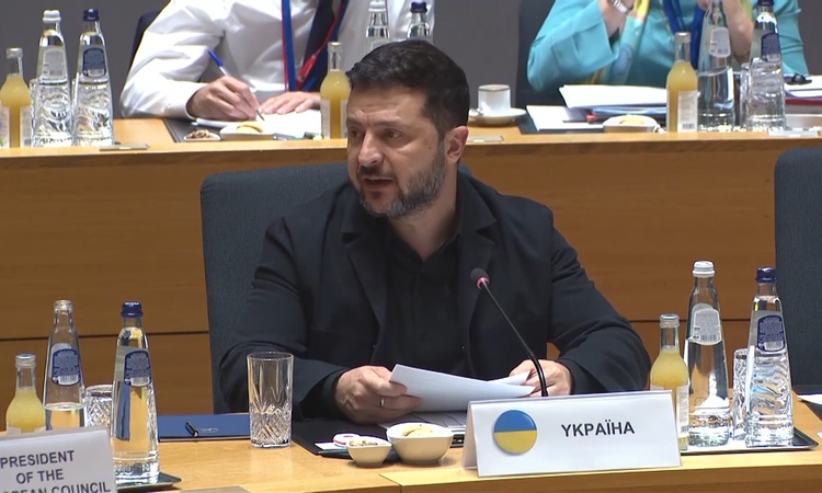 Son Gelişme: Zelenskiy AB'den savunma için en az 70 milyar avro ek destek istedi - Son Dakika Bilgileri