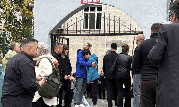 Son Gelişme: Zeytinburnu'nda yağ aldırma ameliyatında ölen Tuğba Onur toprağa verildi ve Merak Edilenler