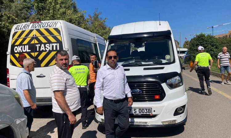 Son Gelişme: Zonguldak’ta öğrencilerin güvenliği için servis araçlarına sıkı denetim