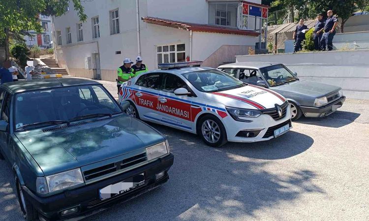 Ayrıntılar Netleşti: Sosyal medya paylaşımları ele verdi, drift atan sürücülere toplam 280 bin lira ceza kesil