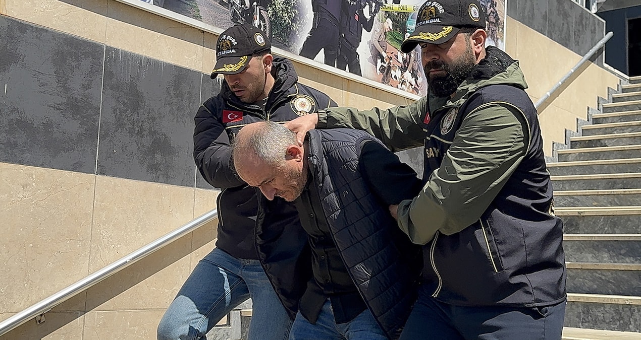 Son Gelişme: Sosyal medyada polis yeleğiyle yayın yapan şüpheli adliyede - Son Dakika - Son Dakika Bilgileri