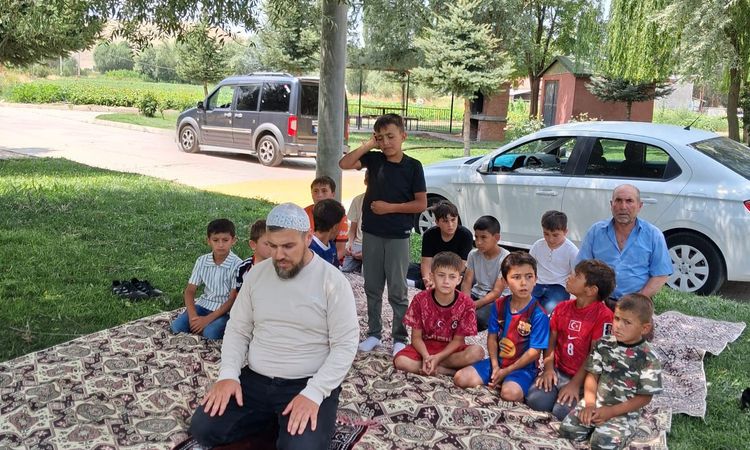 Gündemden Son Bilgiler: Şuhut'ta Yaz Kur'an Kursu Öğrencilerinden Piknik Etkinliği - Haberleri | İşte Tüm Ayrı