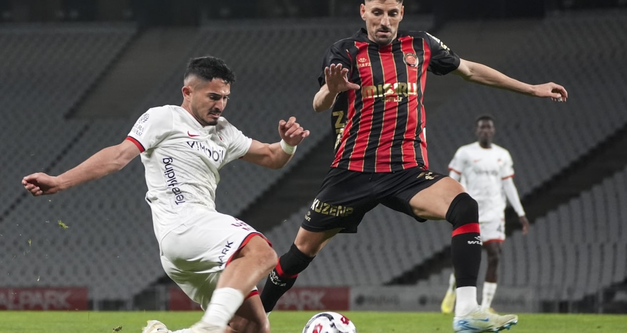 Kritik Açıklama: Süper Lig'in alt tarafı kaynıyor! Ateş hattında hesap kitap zamanı - Son Dakika Haberleri | İ