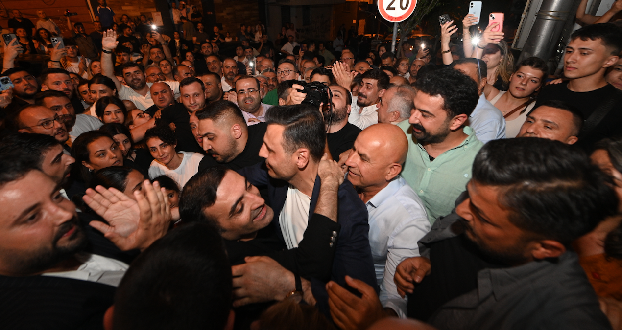 Flood of love for released İnan Güney - Breaking News