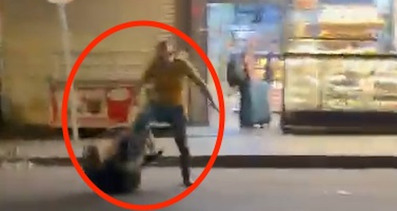 Taxi drivers fight over stall dispute: Kicks and punches flew in the air - Last Minute