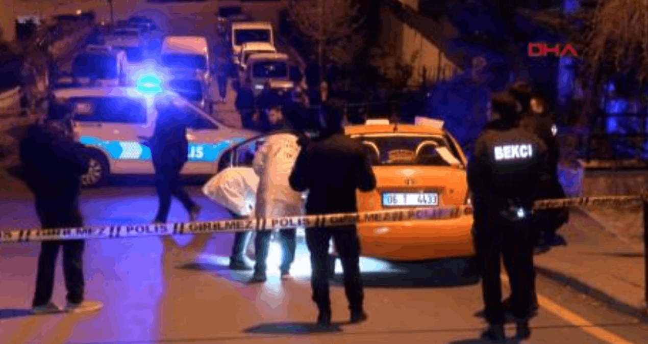 Son Gelişme: Takside dehşet: Arkadaşını vurdu! - En Son Haber: Gelişmeler Takip Ediliyor