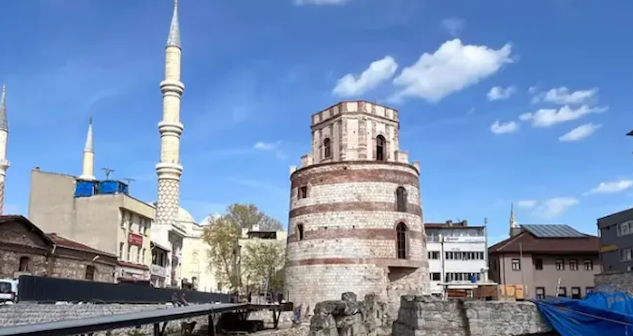 Kritik Açıklama: Tarihi kule için yeni karar - Haberleri ve Merak Edilenler
