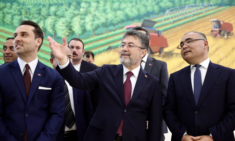 Tarım Bakanı Yumaklı, Özbekistan'da tarım iş birliğini güçlendireceklerini bildirdi ve Merak Edilenler