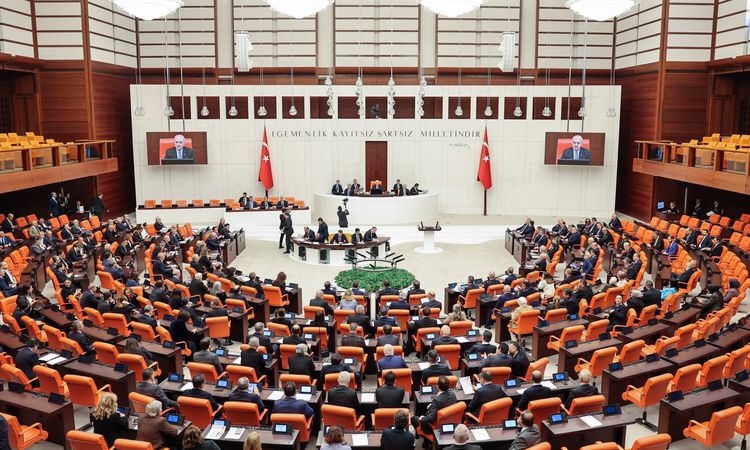 July 15 Debate in the Turkish Grand National Assembly: Harsh Words Between Group Deputy Speakers - News