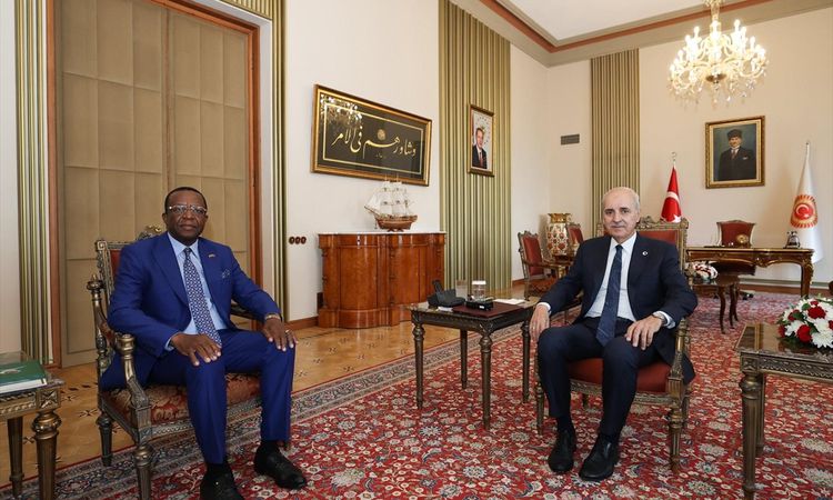 Sıcak Gündem: TBMM Başkanı Kurtulmuş, Kamerun Büyükelçisi'ni kabul etti - Son Dakika ve Merak Edilenler