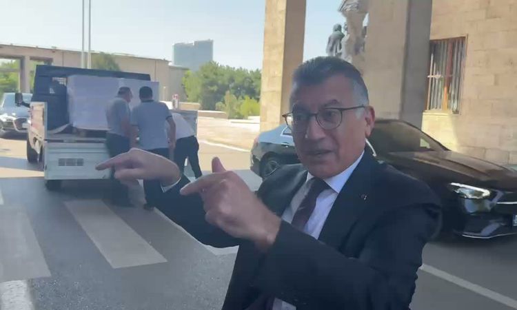 TBMM'de "çerçeve yasa" toplantısı... AK Parti Genel Başkan Vekili Ala ve AK Parti Sözcüsü Çelik, TBMM Başkanı