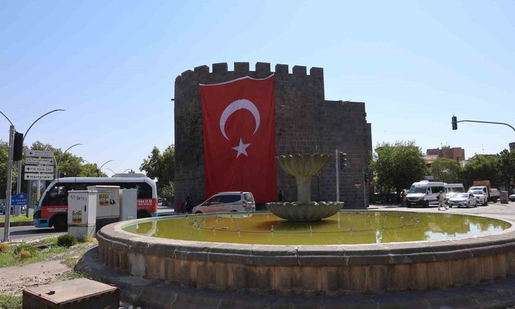 Ayrıntılar Netleşti: TBMM'den Tarihi Adım: 467 Oyla Kabul Edilen Kanun Diyarbakır'da Memnuniyet Yarattı - Son