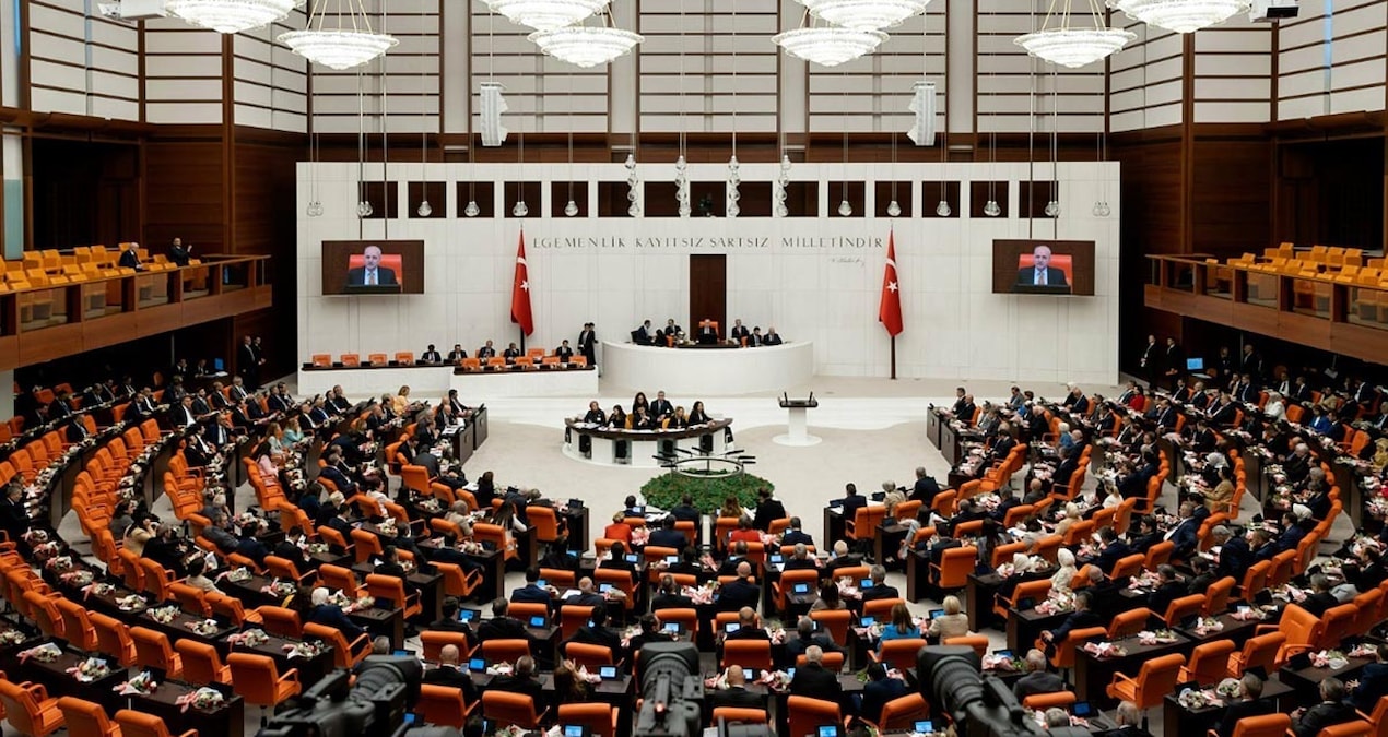 Kritik Açıklama: TBMM’de mesaiye Ramazan Bayramı düzenlemesi geliyor - Son Dakika | İşte Tüm Ayrıntılar