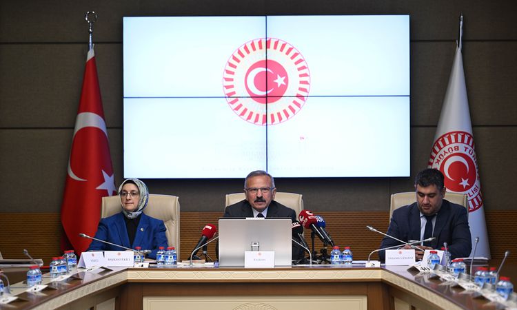 Sıcak Gündem: TBMM Okul Saldırılarının Nedenlerini Araştırma Komisyonu, veli, öğretmen ve öğrencileri dinledi