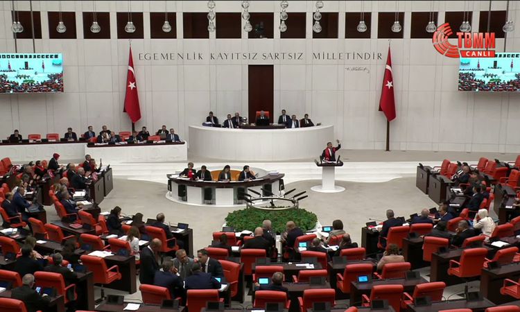Sıcak Gündem: TBMM'de şehit isimleri krizi: Türkoğlu kürsüden güçlükle indirildi - Son Dakika | İşte Tüm Ayrın