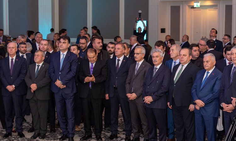 TDT Genel Sekreteri Ömüraliyev İstanbul'da 17. yıl dönümü resepsiyonu verdi - Son Dakika Bilgileri