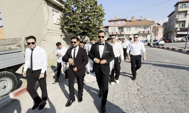 Son Gelişme: Tepecik beldesinde asırlık neşeli düğün gelenekleri - Haberleri ve Merak Edilenler