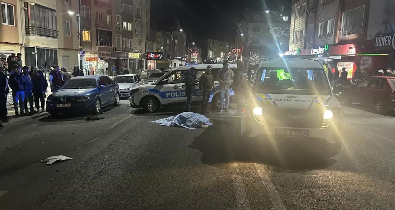 Son Gelişme: Teravihe giden gelin kaynanaya otomobil çarptı, kaynana öldü - En Son Haber