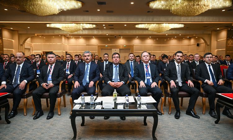 Gündemden Son Bilgiler: Terörle Mücadelede Yeni Değerlendirme Toplantısı - Son Dakika: Gelişmeler Takip Ediliy