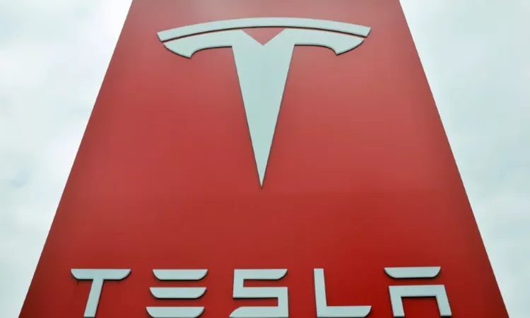 Tesla ve Çinli üreticiler kapı kolu güvenliği için milyonlarca aracı geri çağırıyor | İşte Tüm Ayrıntılar
