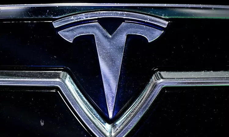 Sıcak Gündem: Tesla Model 3 ve Y için far parlaklığı geri çağrısı - Son Dakika Haberleri: Gelişmeler Takip Edi