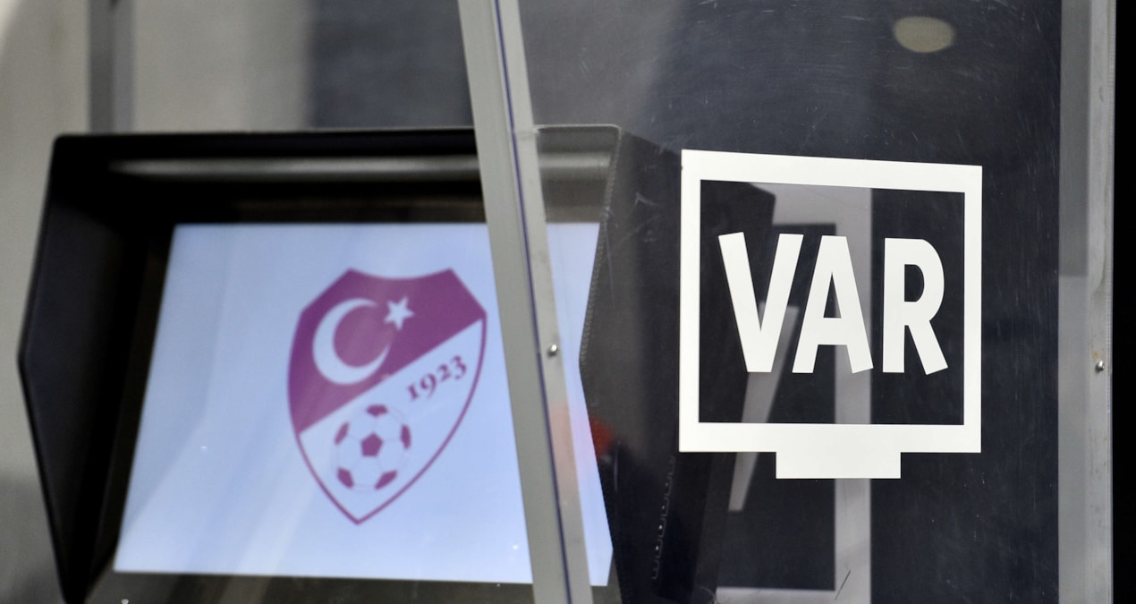 Ayrıntılar Netleşti: TFF, yabancı VAR hakemi için kararını verdi - Haberleri - Son Dakika Bilgileri