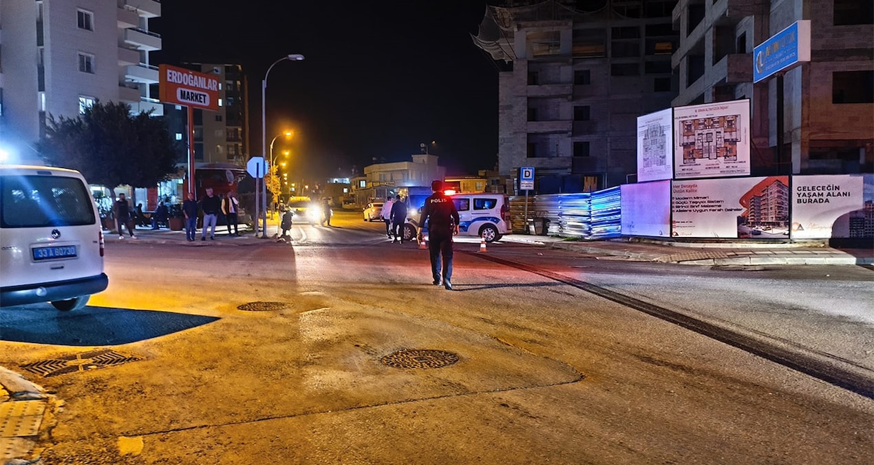 TIR'ın çarptığı kadın yaşamını yitirdi - Son Dakika Haberleri