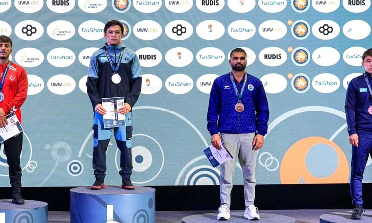 Silver medal from Tolga Özbek, bronze medal from Alperen Atar - Breaking News