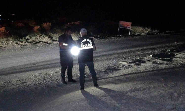 Sıcak Gündem: Topuğundan tüfekle vurulan şahıs hastaneye kendi imkanlarıyla gitti: 2 gözaltı - Son Dakika