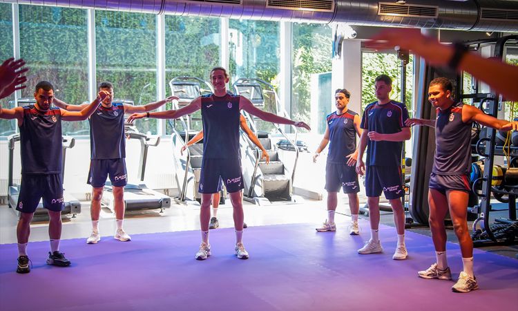 Gündemden Son Bilgiler: Trabzonspor, Avusturya Kampında Çift Antrenmanla Hazırlıklara Devam Ediyor - Son Dakik
