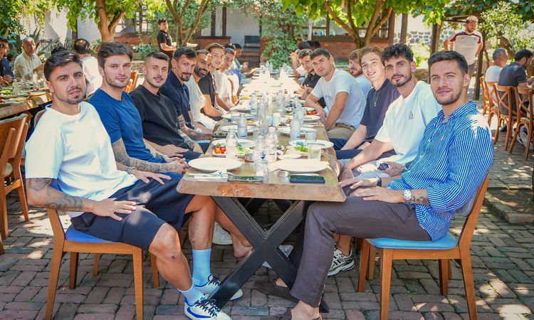 Gündemden Son Bilgiler: Trabzonspor'da Savic'in Organizasyonuyla Birlik Kahvaltısı - Son Dakika